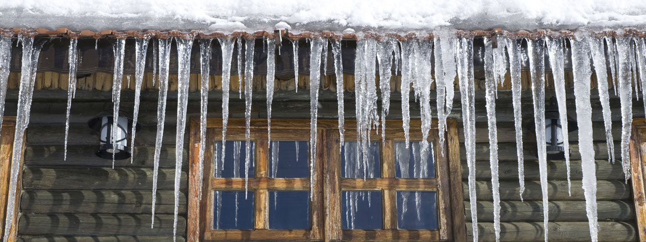 spray foam prevents ice dams by providing proper insulation in Kitchener attic spaces